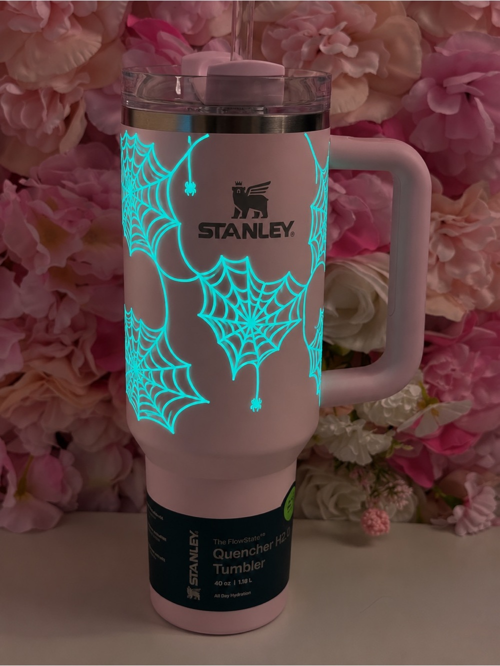 NEW Stanley Limited Edition Halloween 40oz Pink Sugar Spider 🕸️🩷